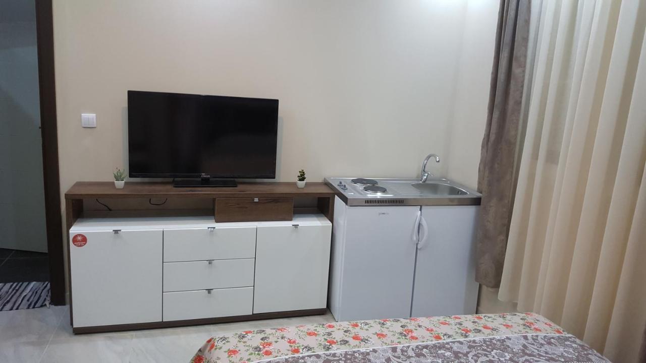 Studio Apartman - Centar تيفات المظهر الخارجي الصورة